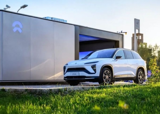 让电动汽车快速“满血复活”，换电模式将引发行业变革