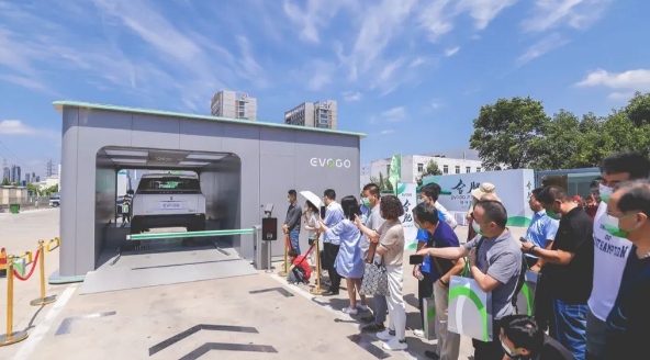 让电动汽车快速“满血复活”，换电模式将引发行业变革