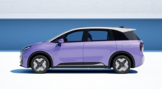 极狐汽车推出小型电动汽车考拉正式首发亮相