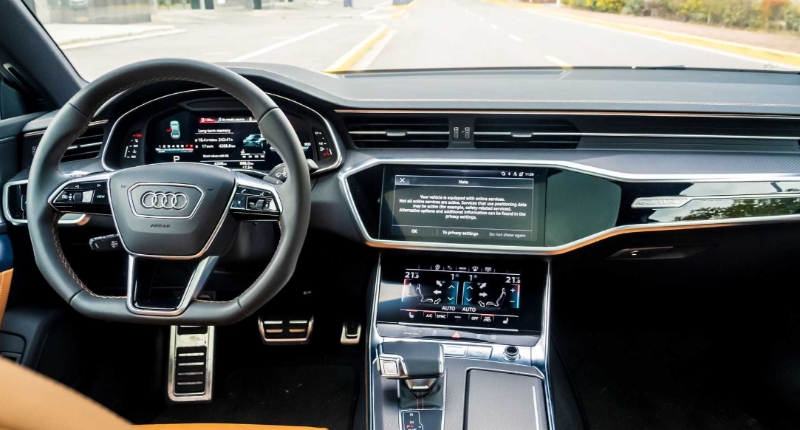 中国的奥迪A7L是基于轿车的掀背式轿车