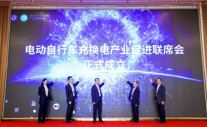 中电联：电动汽车行业高速发展，拉动充换电服务业用电量大增