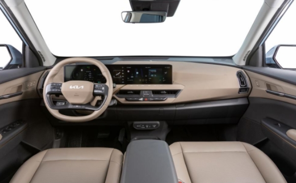 起亚在“KiaEVDay”上发布EV5及两款概念车型加速电动汽车普及