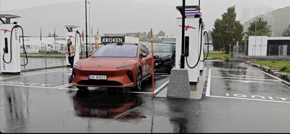 从国内到国外，看电动汽车“续航焦虑”怎么破