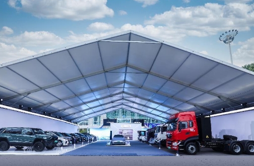 东风举行智能新能源品牌SHOW推出全新电动品牌eπ