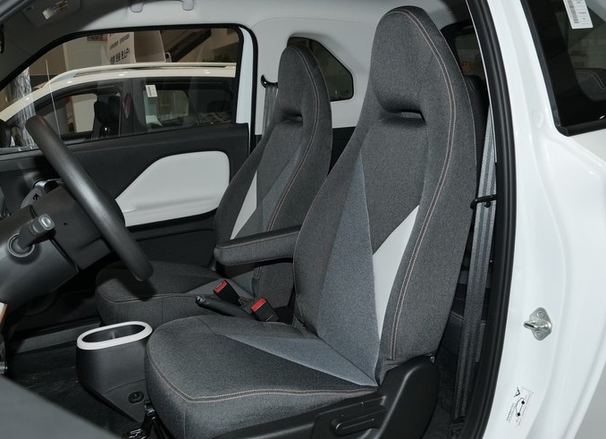 预售5.49万元起凯翼拾月将于今晚上市