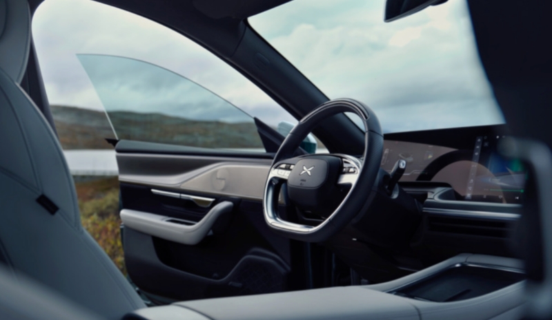 小鹏P7i550版正式上市，售价22.39万元-23.99万元