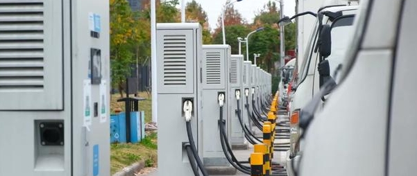 电动汽车充电费上涨引发价格焦虑专家：相比油价充电成本优势仍在