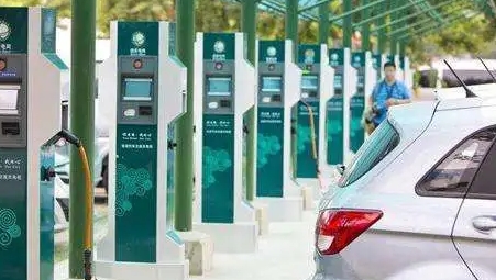 杭州出台新办法解决电动汽车充电痛点