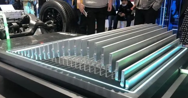 每10辆电动汽车中就有6辆是中国电池！宁德时代+比亚迪占比超50%