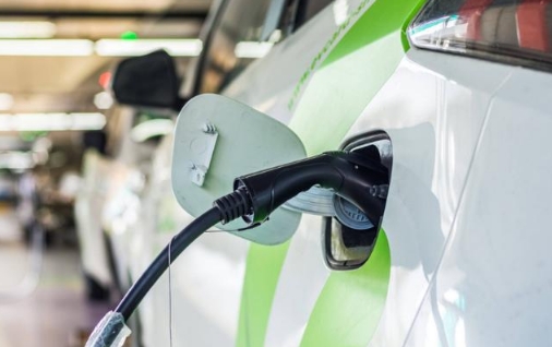 六年前买纯电动汽车的车主,现状如何,换电池真的要8、9万吗?