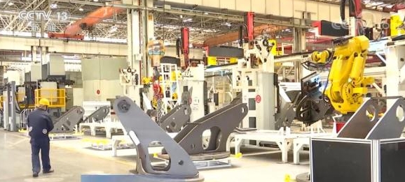 新能源汽车发展与汽车出口势头良好