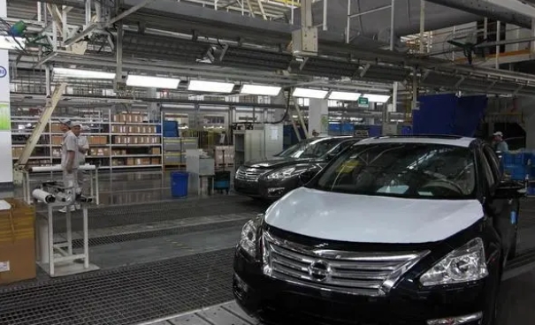 丰田是世界上最大的汽车制造商之一，最近宣布计划到2025年开始在美国生产电动汽车。