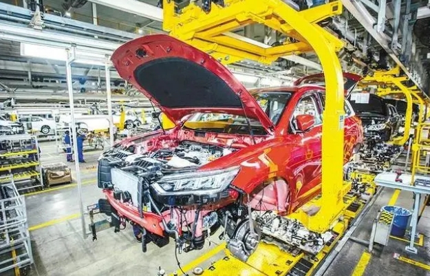 西安问鼎“新能源汽车产量第一城”——“满电续航”路在前方