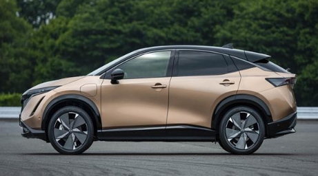 日产首款纯电动汽车,搭载ProPILOT驾驶辅助系统,引领电动化领域