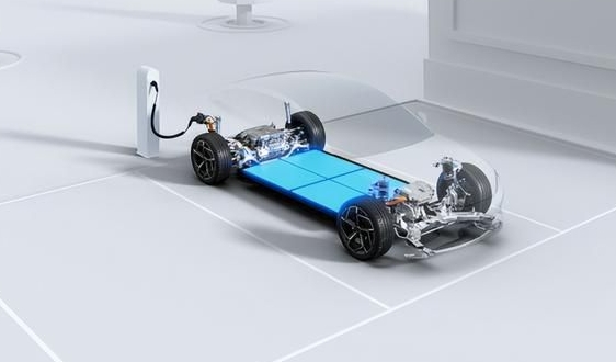 多项颠覆性创新加持，比亚迪海豹获央视中国汽车风云盛典最高奖