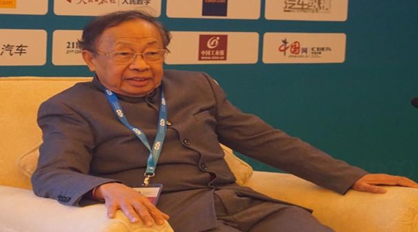香港科学家陈清泉：中国电动汽车“领航员”