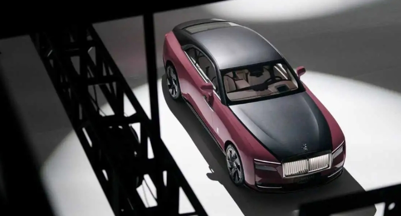 全新电动劳斯莱斯幽灵在上海首次亮相