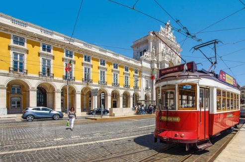 电动车续航终极方案？全球首条电动公路官宣！