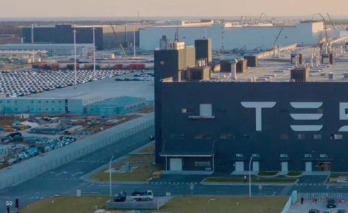 特斯拉被曝将上海产汽车运往加拿大