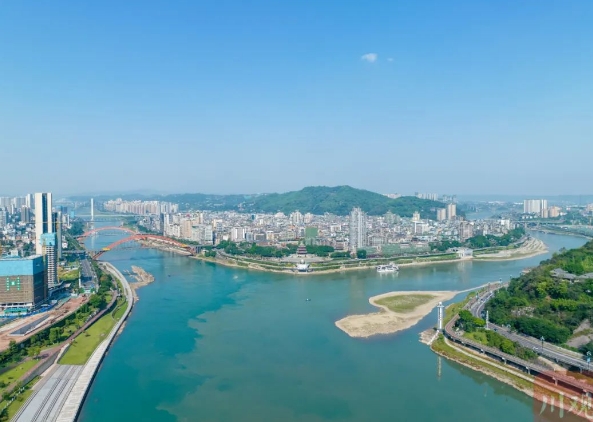 探城•宜宾|在长江首城开电动汽车是种怎样的体验？