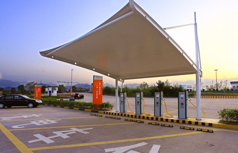 交通运输部:全国近九成高速公路服务区已建设电动汽车充电设施