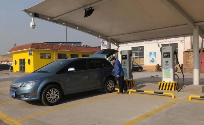 交通运输部：全国近九成高速公路服务区已建设电动汽车充电设施