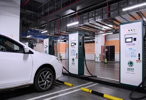 海口：新能源汽车充电服务费不得超过0.65元/度
