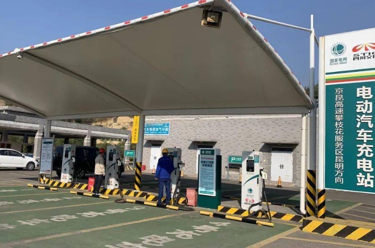 全国近九成高速公路服务区已建设电动汽车充电设施