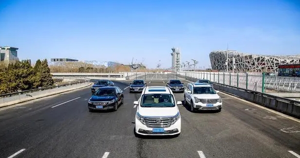 中国新能源汽车如何“一路疾驰”——中国高质量发展亮点透视之二