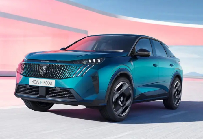 标致公布E-3008电动汽车官图：配21英寸曲面仪表屏幕