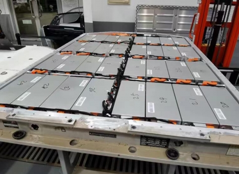 暴雨灾害面前，新能源汽车经得起考验吗