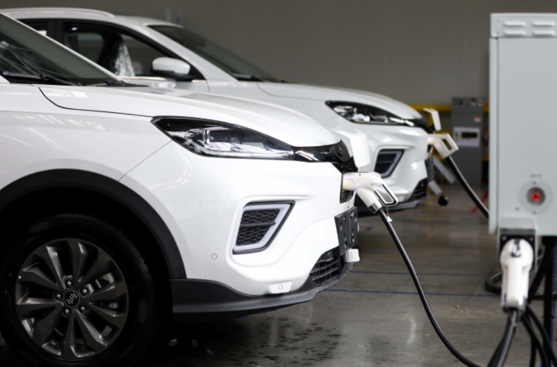 中国新能源汽车加速奔向中亚