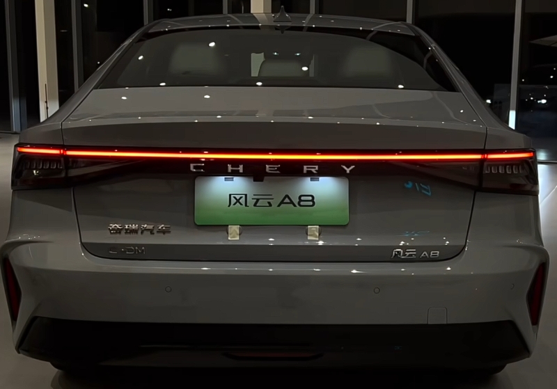 超级混动新家轿——风云A8