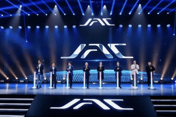 江汽集团：与华为合作电动车2025年上市