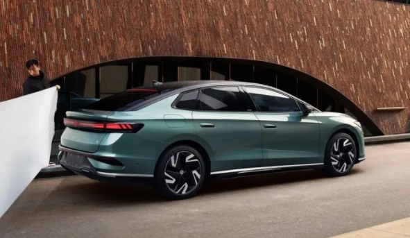 “电动帕萨特”来了上汽大众ID.7S实车图曝光