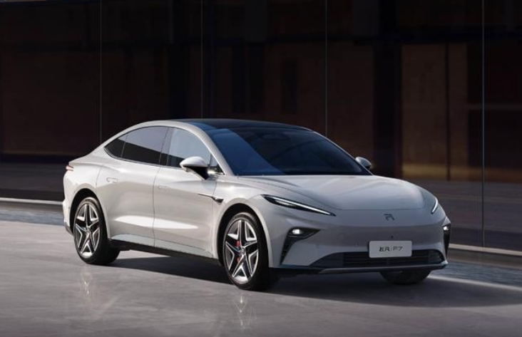 个个都是“卷王”！20-30万元四款中大型纯电轿车推荐