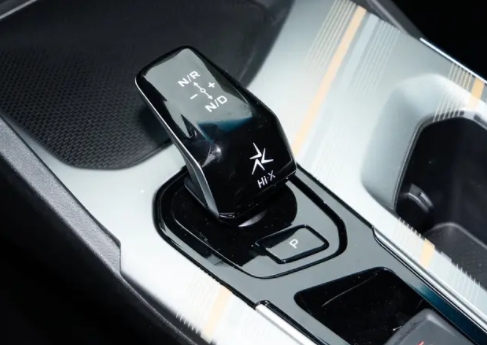 又一吉利汽车·新能源神车诞生了！满满的诚意