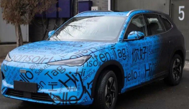 吉利银河E5最新谍照！酷似奔驰EQC4月11日首发