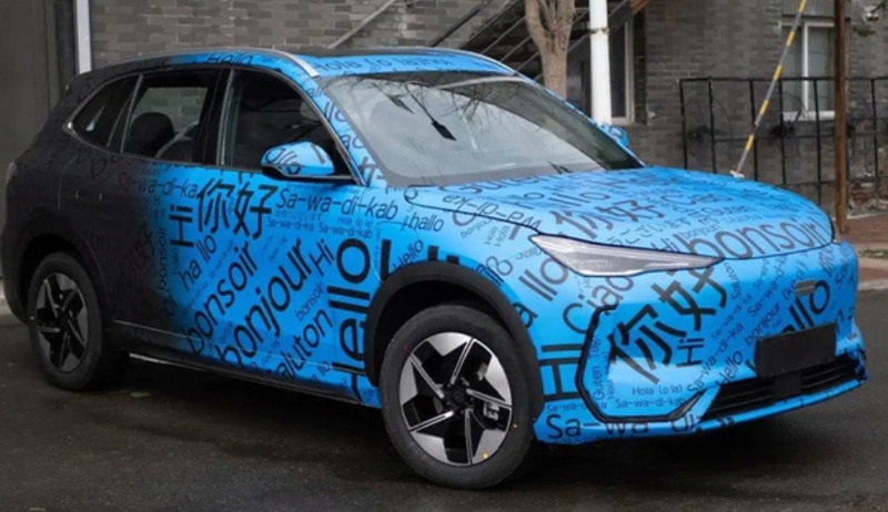 吉利银河E5最新谍照！酷似奔驰EQC4月11日首发