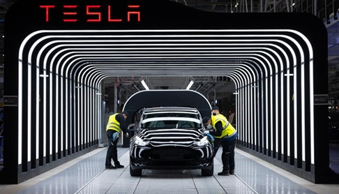 特斯拉电动汽车一季度产量交付量虽有下滑但已反超比亚迪