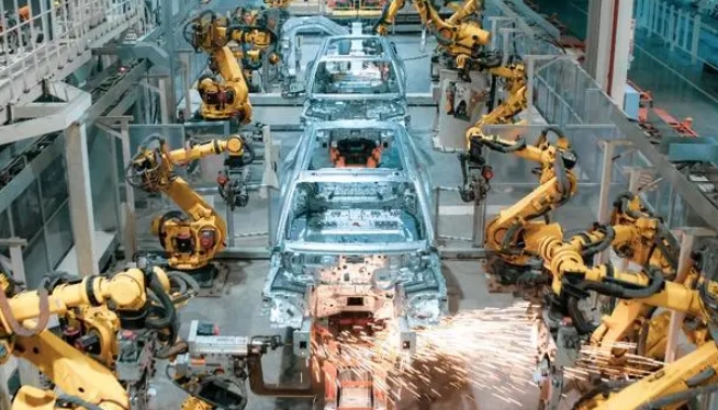 中国新能源汽车如何从“走出去”到“走上去”？