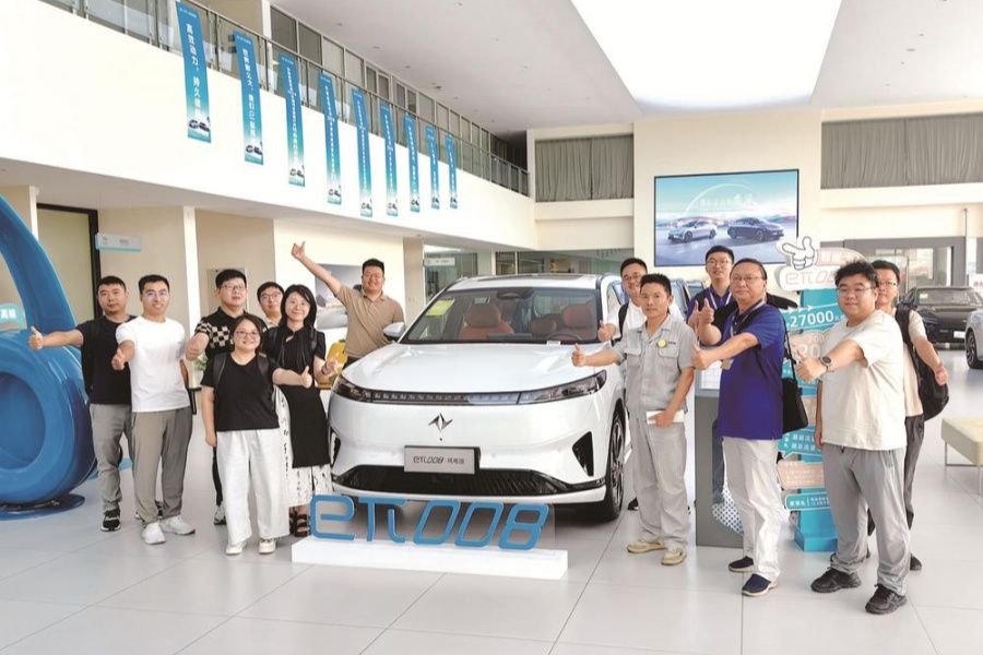 制造人“跑市场”