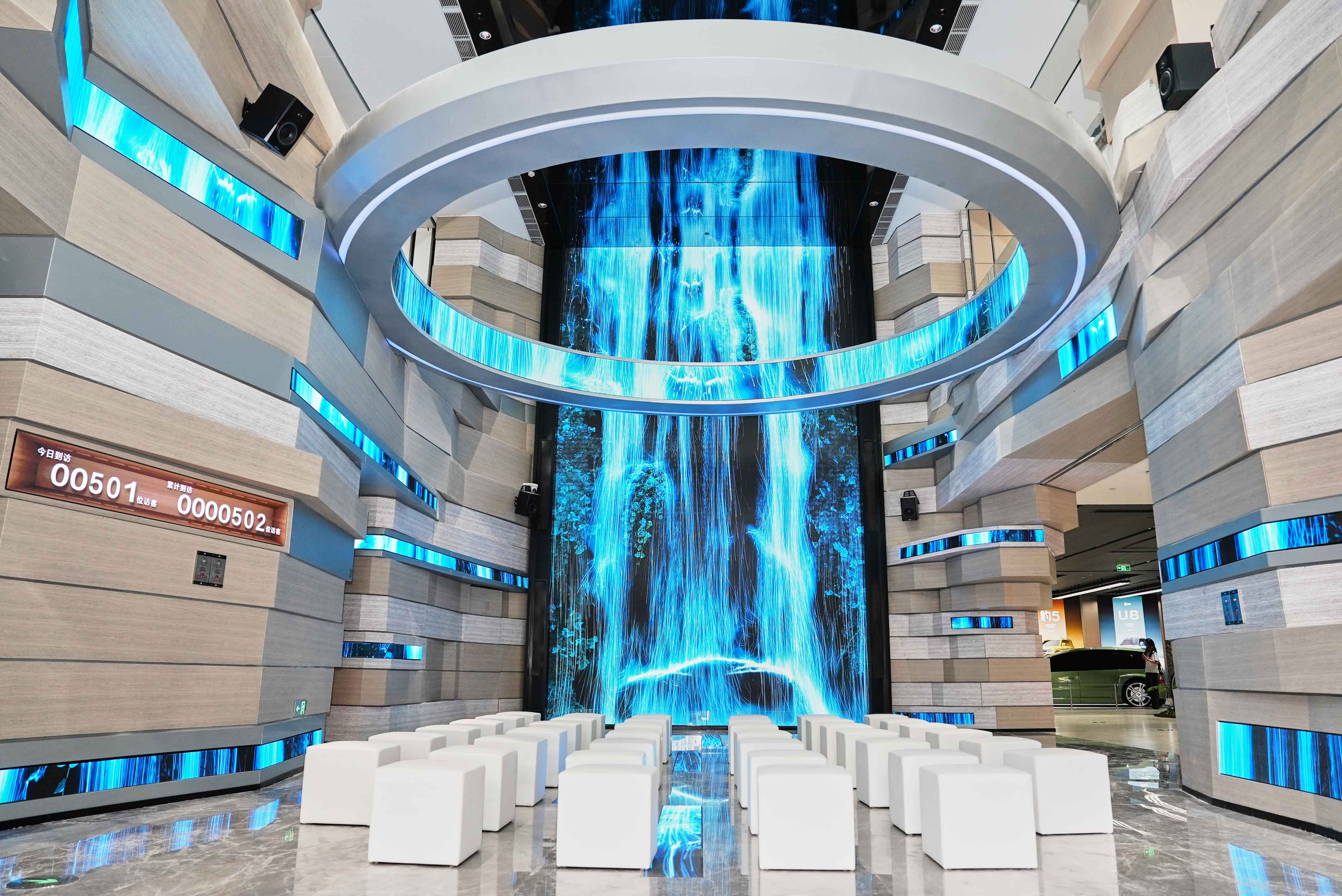 比亚迪首个新能源汽车科普馆——迪空间落户郑州 ， 9月15日试营业