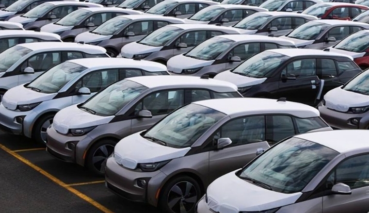 德国副总理：不赞成对中国电动汽车加征关税