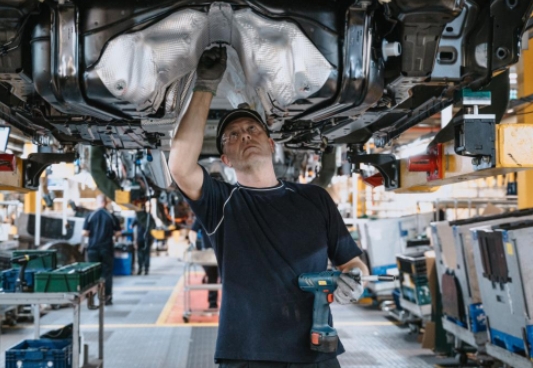 捷豹路虎宣布将投入5亿英镑支持Halewood工厂生产纯电动汽车