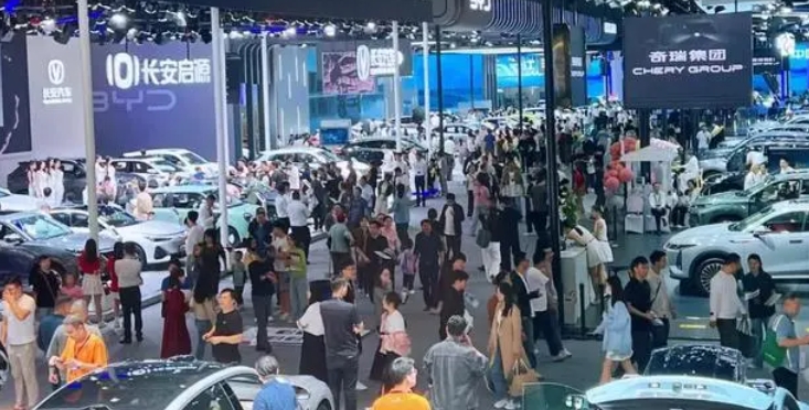 剑指“新能源汽车之都”，创新在合肥上演“加速度”