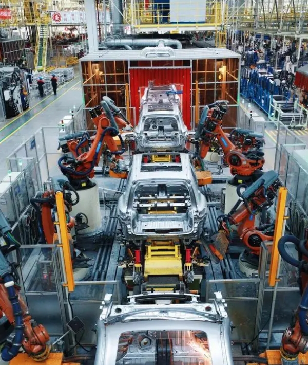 政策先行聚点成链！“电动贵州”与世界共享机遇