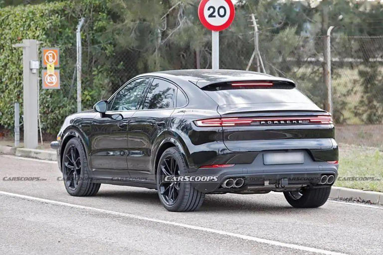 新款保时捷CayenneCoupé曝光：溜背造型配“鲨鱼鳍”，燃油动力依旧强劲？