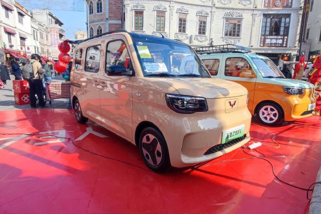 预售4.78-5.08万元五菱之光EV正式开启预售