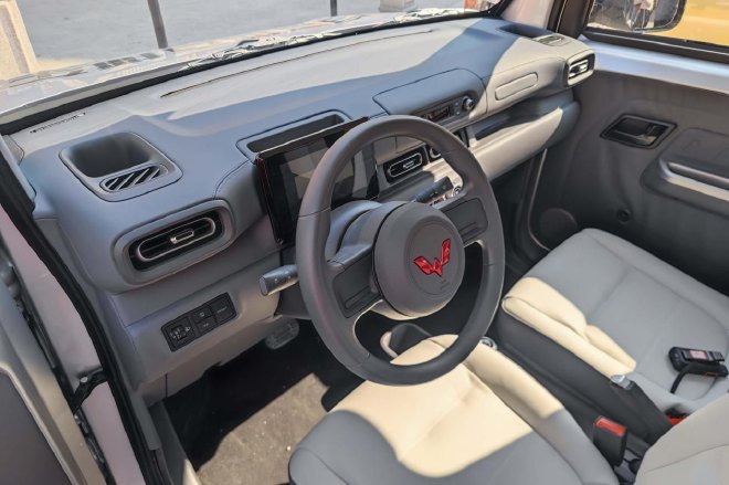 预售4.78-5.08万元五菱之光EV正式开启预售